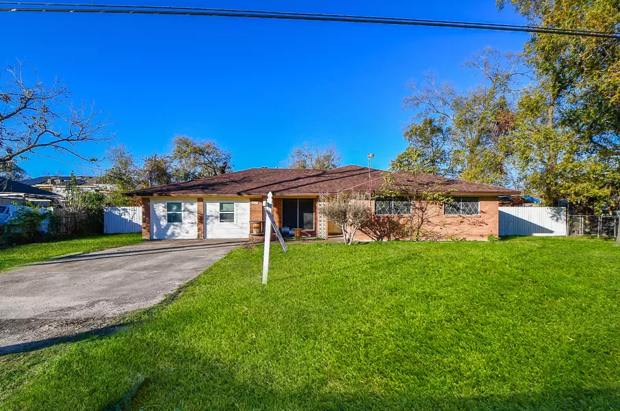 14435 Hillsboro ST, Houston, TX 77015