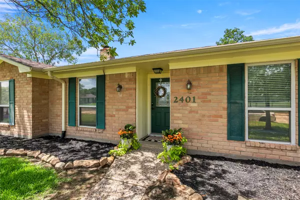 Bryan, TX 77802,2401 Hillside DR