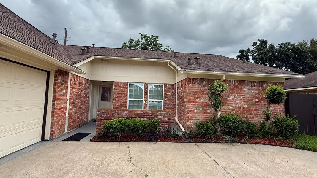 8110 Streamside DR, Houston, TX 77088