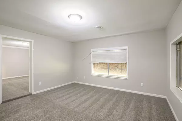 Houston, TX 77016,6702 Leedale ST