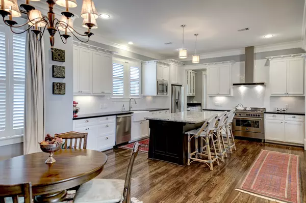 Houston, TX 77008,449 W 23rd ST