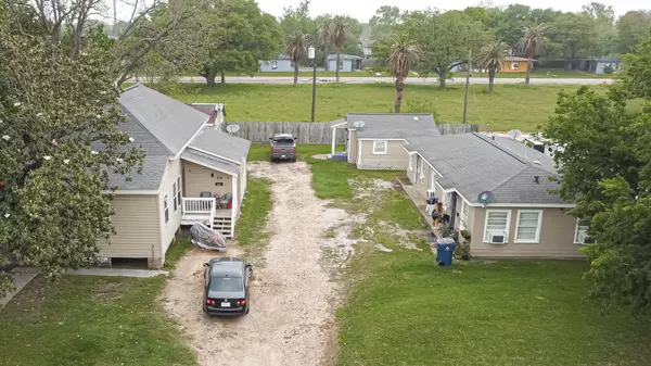824 2nd AVE N, Texas City, TX 77590