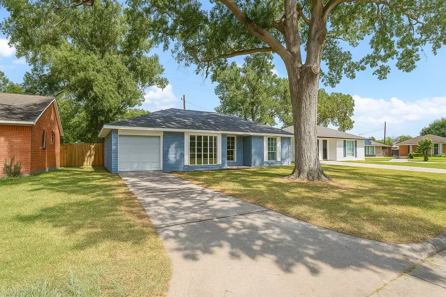 1135 Canterdale ST, Houston, TX 77047