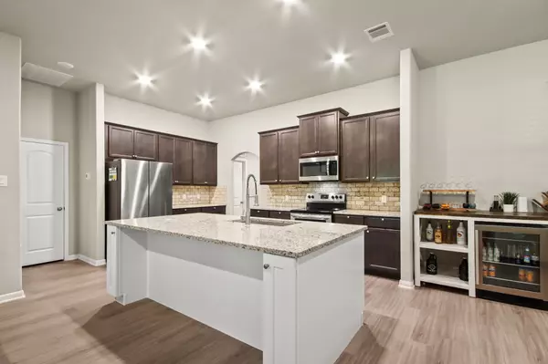 26410 Yaupon CRK, Magnolia, TX 77355