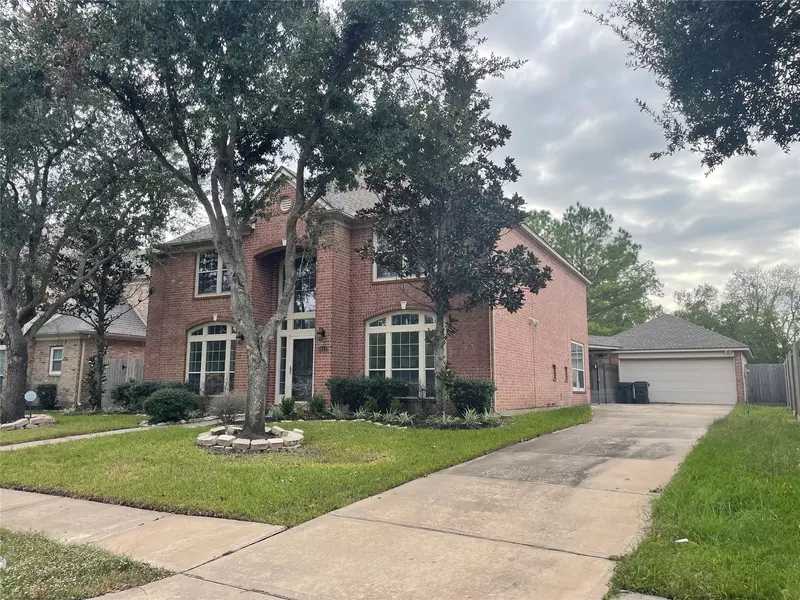1411 Flanders Field LN, Sugar Land, TX 77498