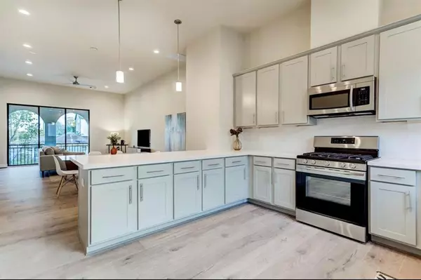 Houston, TX 77007,5234 Schuler ST