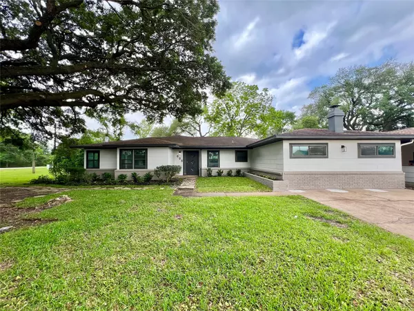Angleton, TX 77515,608 Evans ST