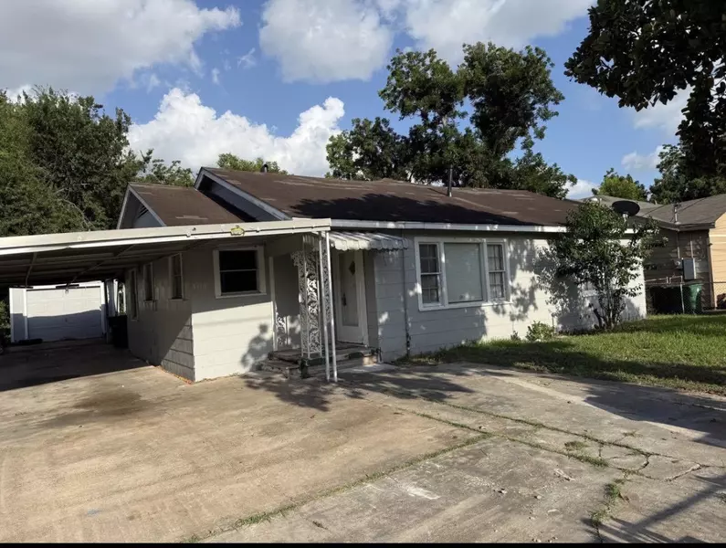 4110 Englewood ST, Houston, TX 77026