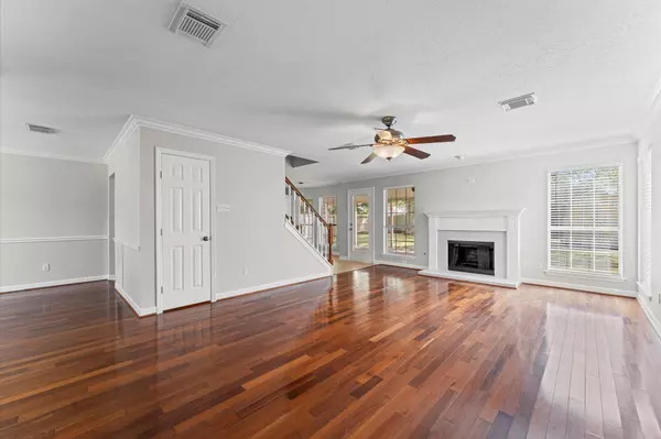 Sugar Land, TX 77479,6506 Knoll Park DR