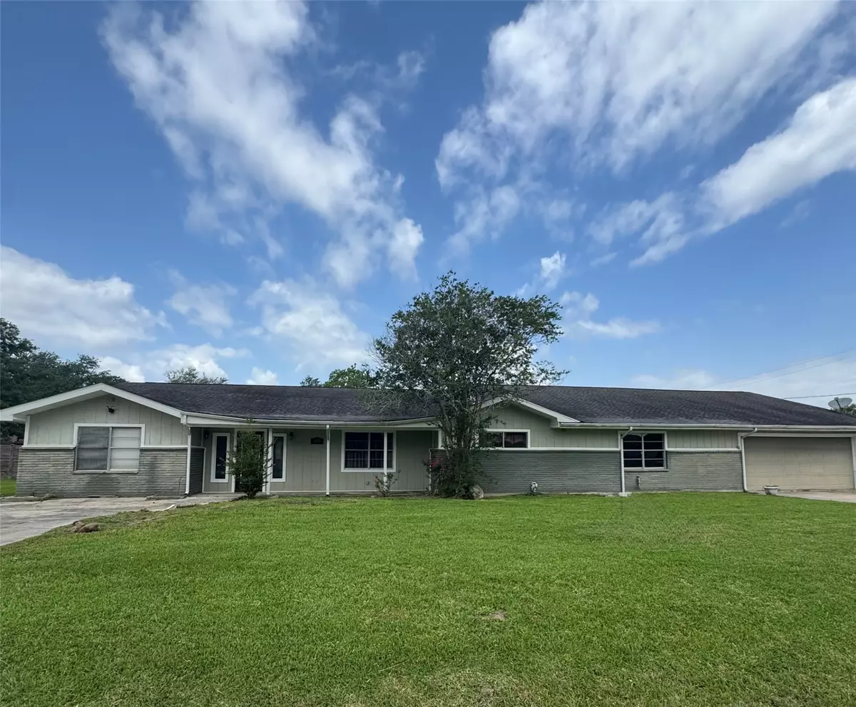 Bridge City, TX 77611,805 Dugas ST