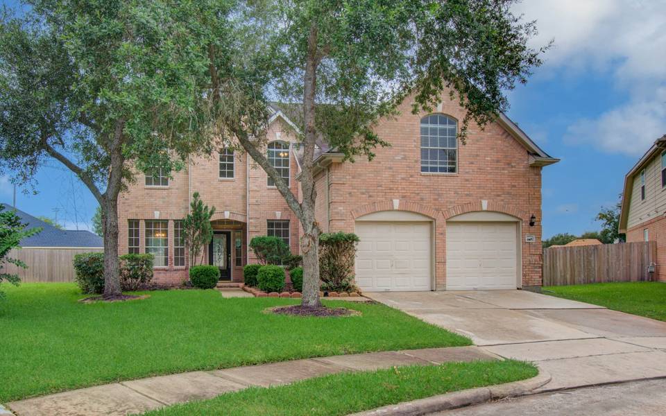 4602 Schiller Park LN, Sugar Land, TX 77479
