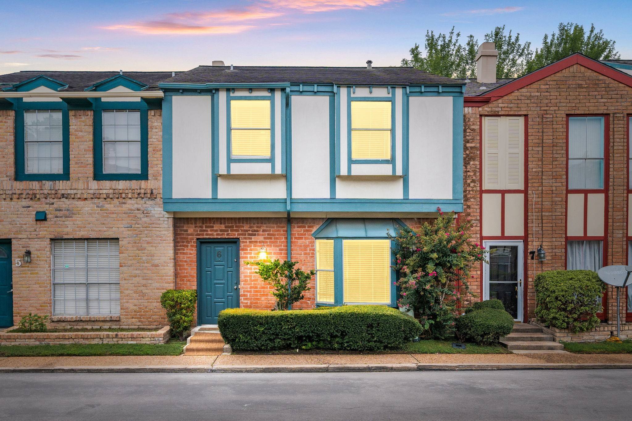 Houston, TX 77071,7700 Creekbend DR #6