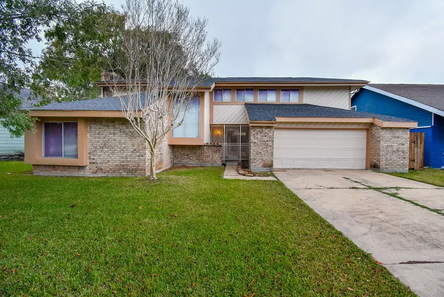 7814 Candlegreen LN, Houston, TX 77071