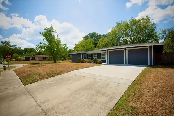 Houston, TX 77021,5250 Dewberry ST