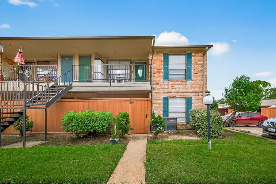 8801 Hammerly BLVD #1201, Houston, TX 77080
