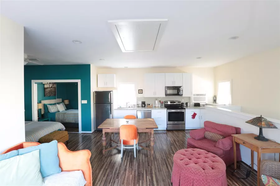 1625 Harvard ST #B, Houston, TX 77008