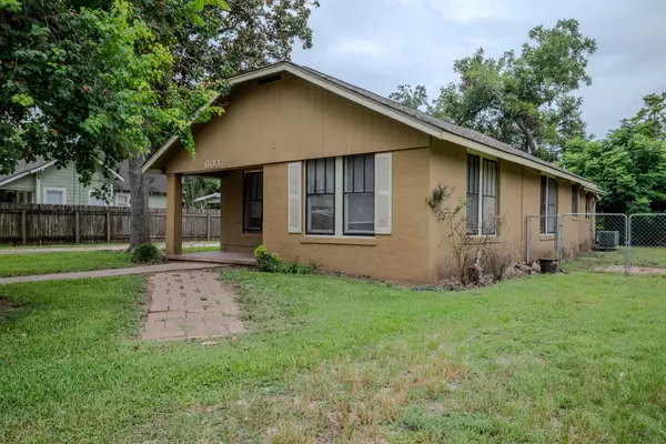 Wharton, TX 77488,603 N Resident ST