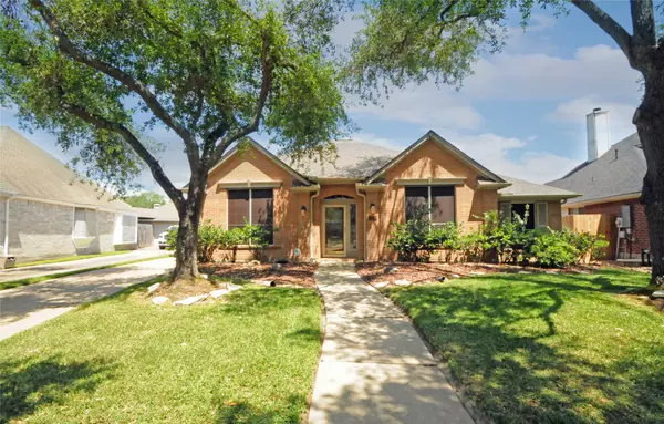 13006 Fox Brush LN,  Houston,  TX 77041