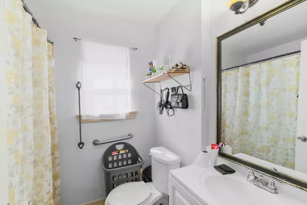 Houston, TX 77026,2105 Russell ST