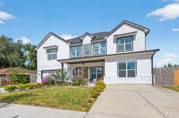 Houston, TX 77055,8006 Longridge Drive