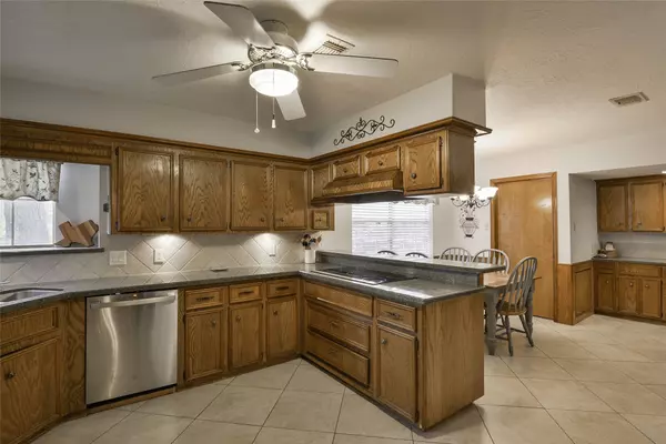 Humble, TX 77346,6007 Upper Lake DR