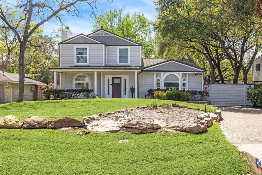 819 Azalea ST, Houston, TX 77018