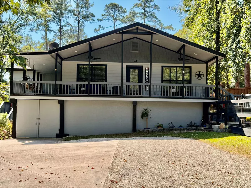 94 Governor Bell DR, Point Blank, TX 77364