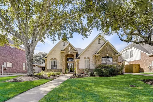 League City, TX 77573,202 Whitehall LN