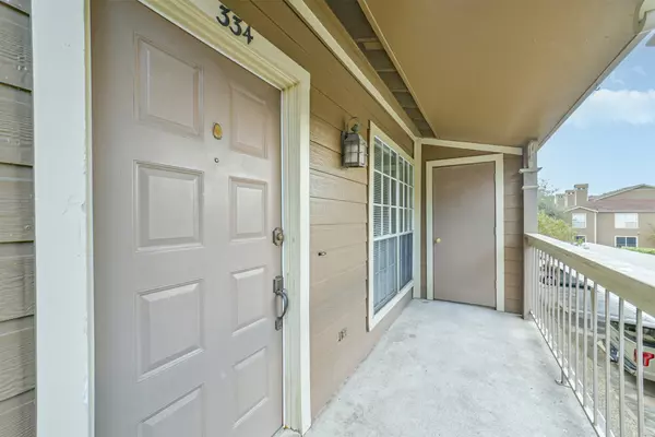 Houston, TX 77009,1860 White Oak DR #334