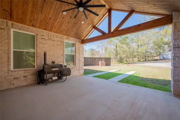 Coldspring, TX 77331,112 South Pine Harbour DR