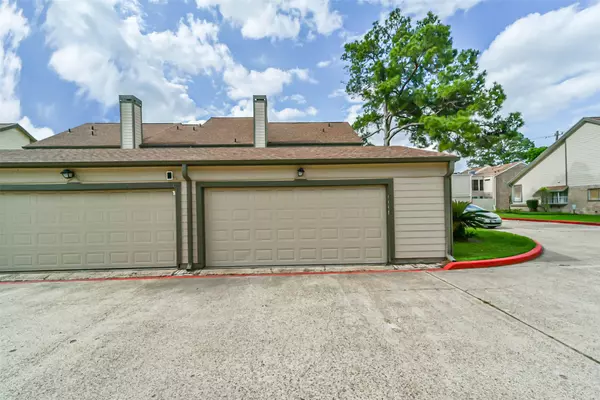 Houston, TX 77079,744 Country Place DR #C