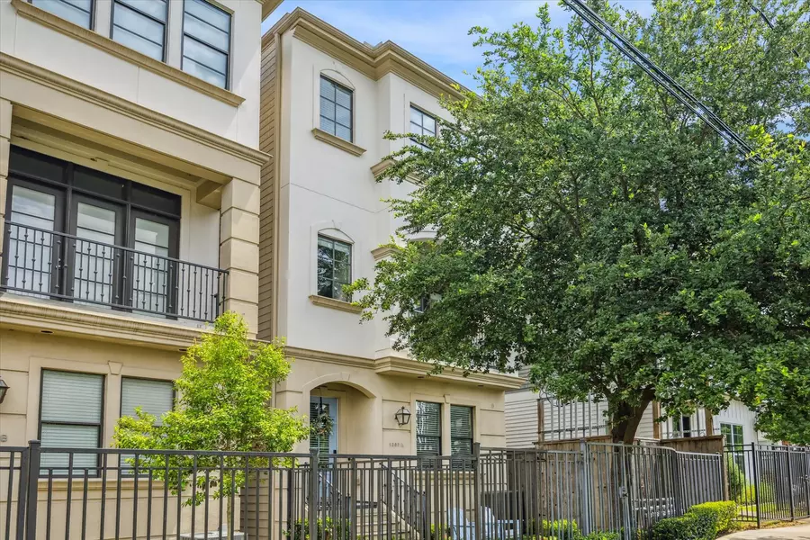 1207 W 24th ST #A, Houston, TX 77008