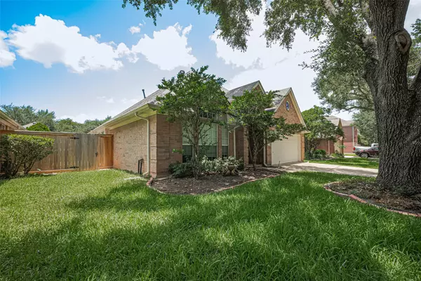 Sugar Land, TX 77478,1716 Marden LN