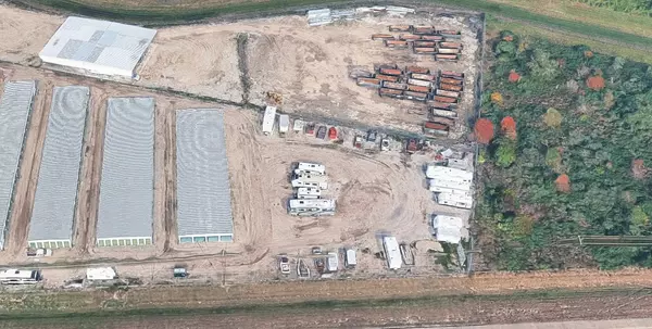 Alvin, TX 77511,4901 W Hwy 6