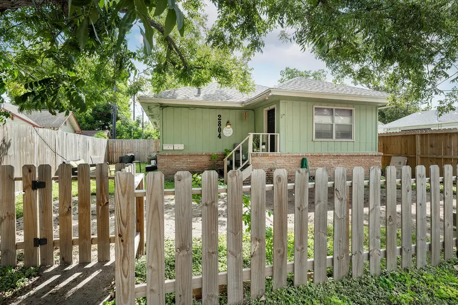 2804 Arlington ST, Houston, TX 77008