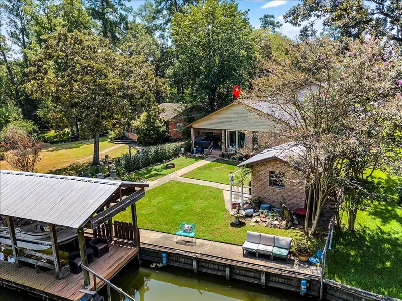 141 Teena LN, Livingston, TX 77351