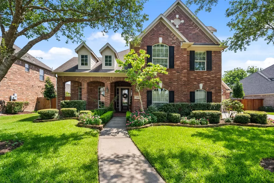 2405 Pebble Lodge LN, Friendswood, TX 77546