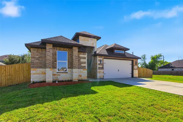 Arcola, TX 77583,214 Manor AVE