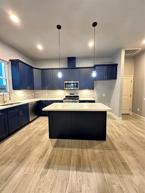 Houston, TX 77088,1050 Marjorie ST