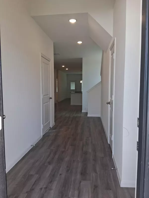 Angleton, TX 77515,1506 Windrose BND