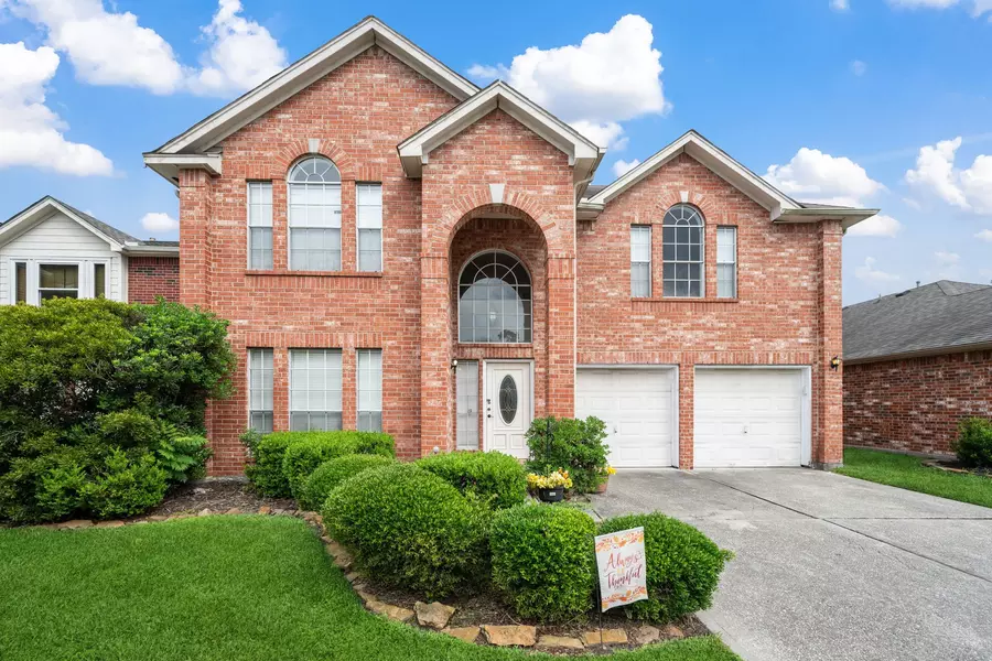 26900 Castlecliff LN, Kingwood, TX 77339