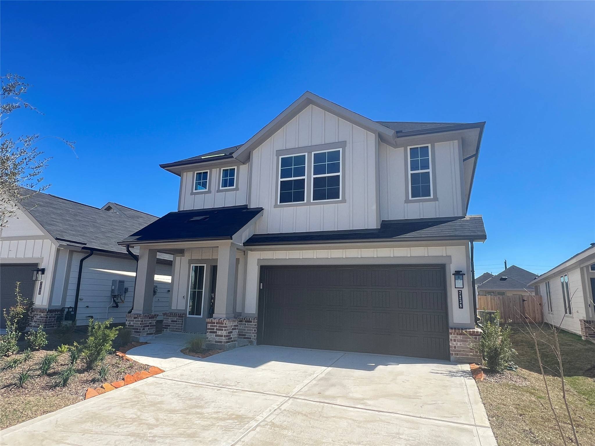 7238 Clearwater Cove DR, Cypress, TX 77433