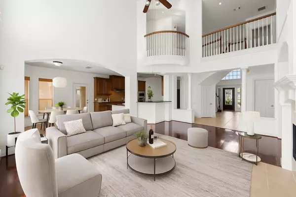 13202 Brushy Knoll LN, Sugar Land, TX 77498