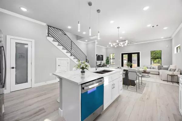 3319 COAL ST, Houston, TX 77026