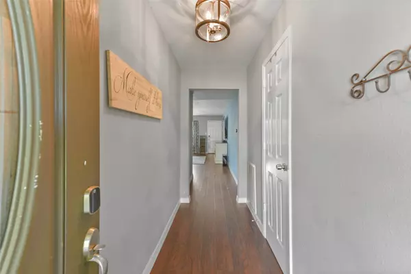 Friendswood, TX 77546,305 Stonehenge LN