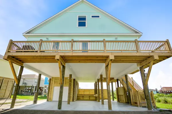 Crystal Beach, TX 77650,2290 E Lobster ST