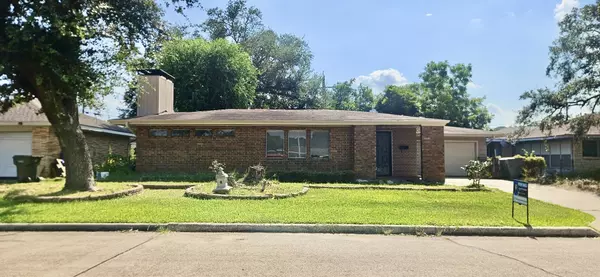 3425 Memorial BLVD, Port Arthur, TX 77640