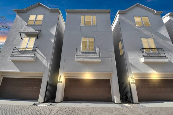 1317 W 24th ST #A,  Houston,  TX 77008