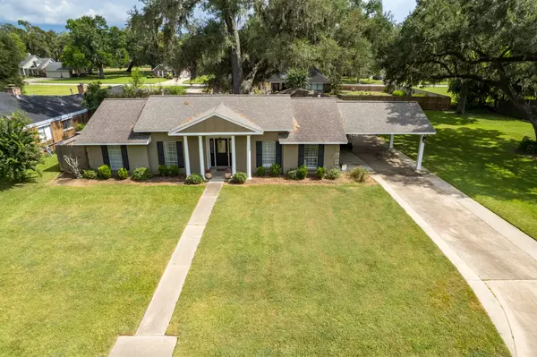 West Columbia, TX 77486,229 N Amherst DR