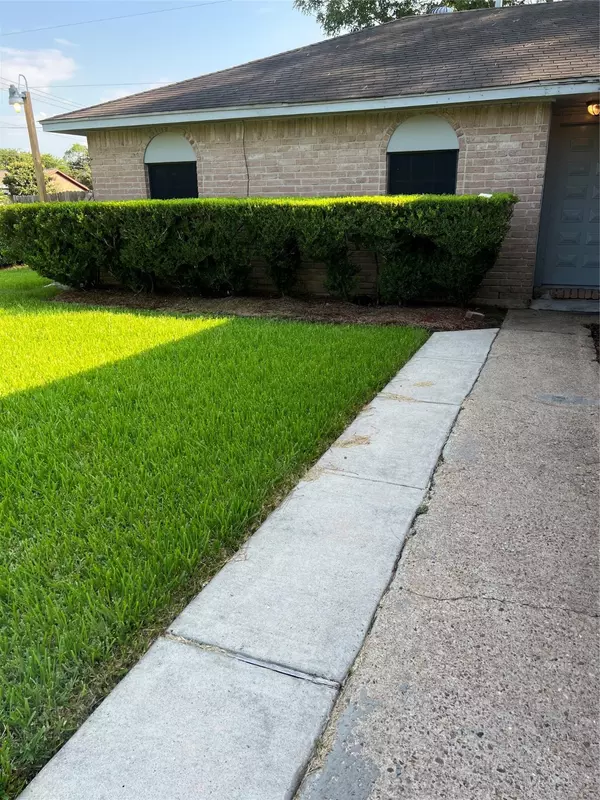 Houston, TX 77053,5203 Markwood LN